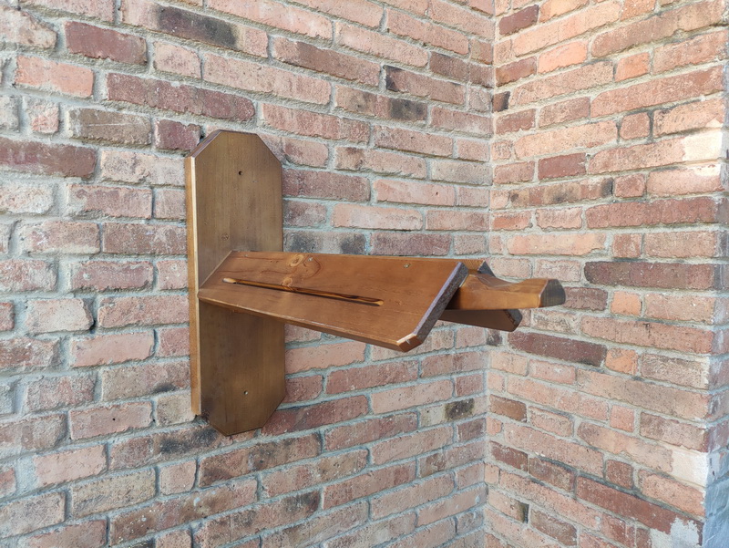 porta montura caballo colgar madera 61.5x75x20 2u
